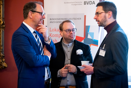 v.l.n.r.: Dr. Jörg Eggers, Helge Lindh, MdB und Jens Jenssen von der Staatskanzlei Rheinland-Pfalz. Foto: BVDA/Bernd Brundert
